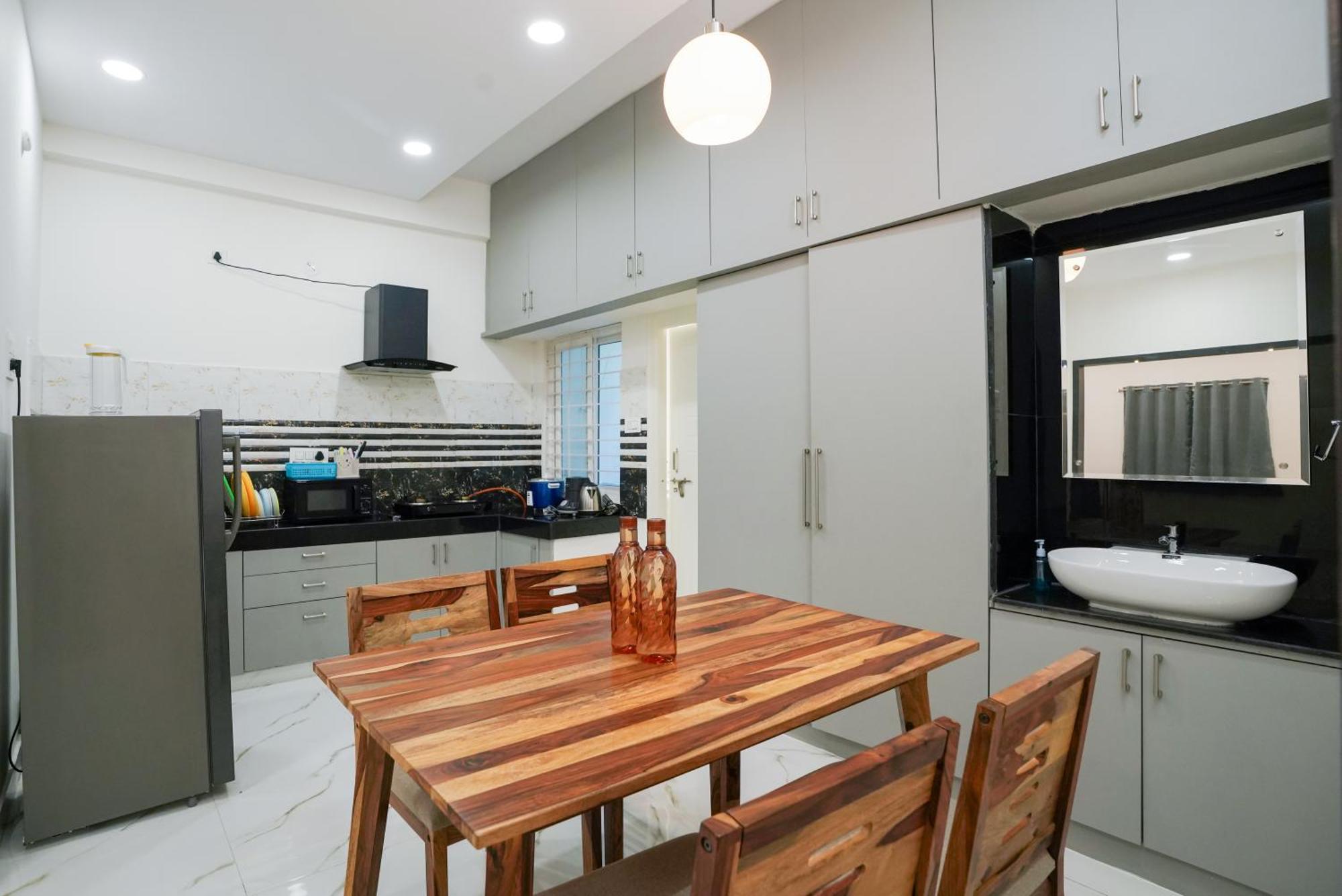 N Cube Serviced Apartments ハイデラバード エクステリア 写真